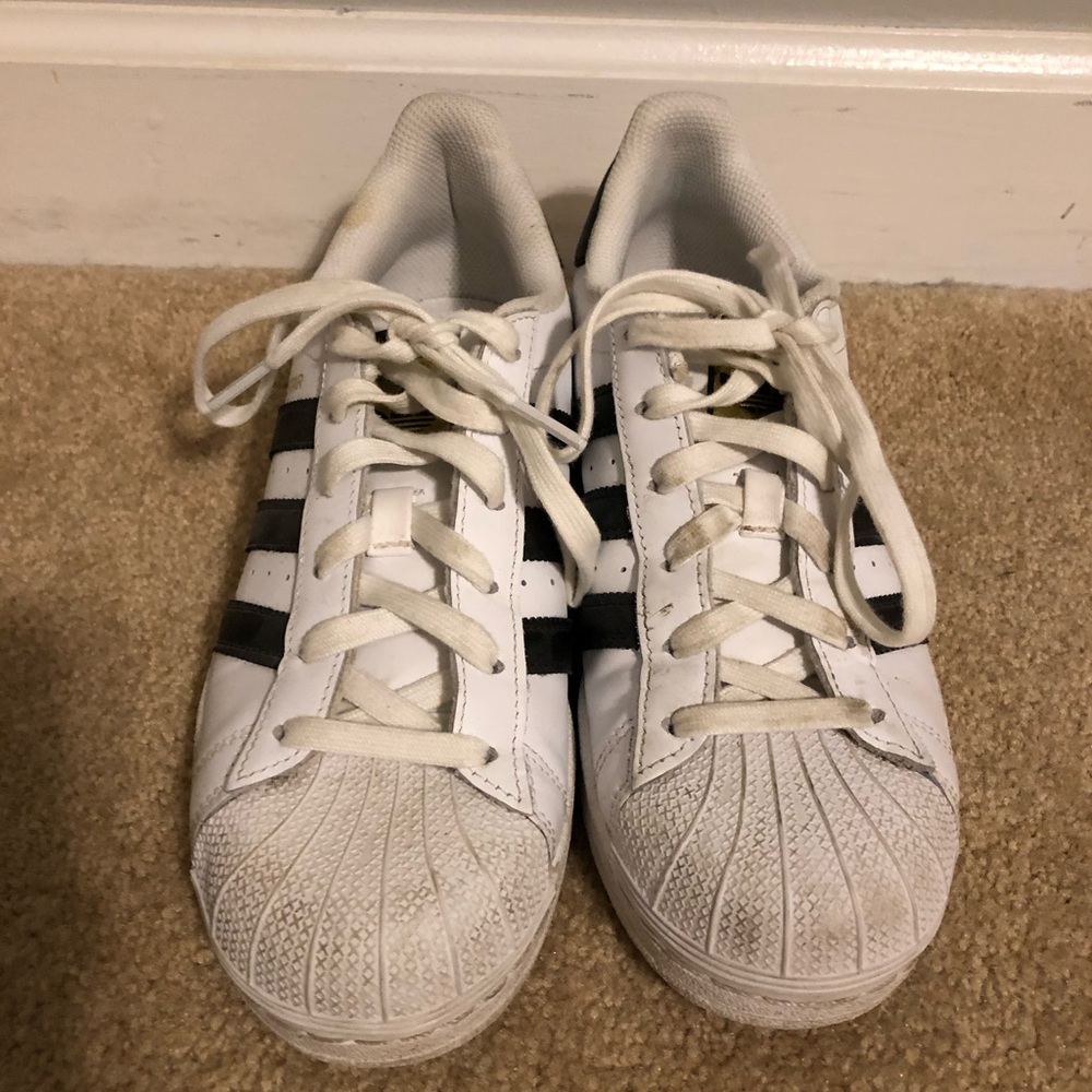 Women’s Adidas Superstars